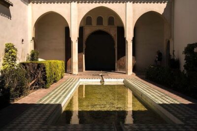 1.5-Hour Roman Theater and Alcazaba Castle Walking Tour - Alcazaba Castle: courtyards, Catholic Monarchs, and the best views in the hour