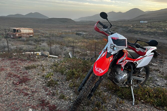 2-Hour Motorcycle Enduro Trip in Fuerteventura - Stop-by-Stop: La Pared, Two Wild Beaches, and Sicasumbre Views
