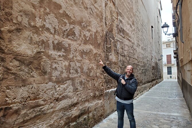 2-Hour Private Walking Tour Through Palma’s Jewish Quarter - Leather Maker Street and Can Miquel: the bakery built on synagogue ground