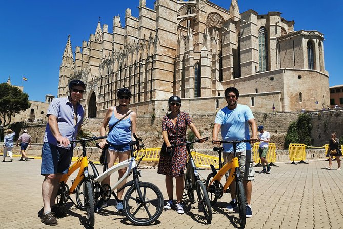 2 Hours E-Bike Tour in Palma - Monestir de Santa Clara and Parroquia de Santa Eulalia: faith landmarks tied to city life
