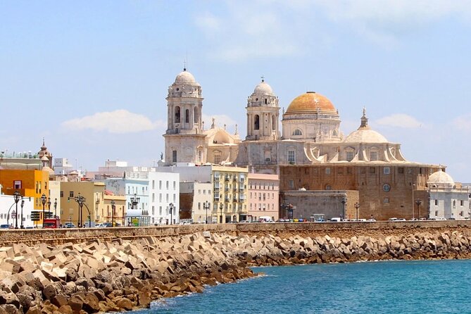 2 Hours Tour around Cádiz: History, anecdotes and curiosities - Key highlights you’ll actually notice