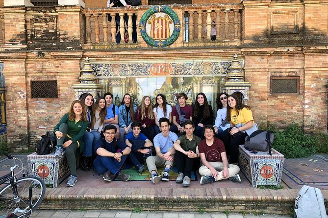2h30 Private Walking Tour of Seville with Local Guide - Plaza de España Finale in María Luisa Park