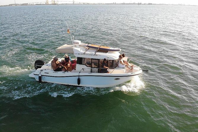 3-hour boat ride through the Bay of Cadiz - Key highlights you’ll feel right away
