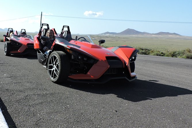 3 Hours Guided Tour with Polaris SLINGSHOT Around Lanzarote - Views and Stops: What to Watch For During the Circuit