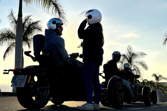 3 wheels motorcycle Coast Tour - Ryker - Gran Canaria Maspalomas - Anfi Tauro Golf: last sunset pause plus a real convenience stop