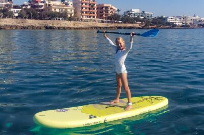 90' Stand Up Paddle tour in a small group in Cala Ratjada - Leo’s Coaching Style: Small-Group Attention That Builds Confidence