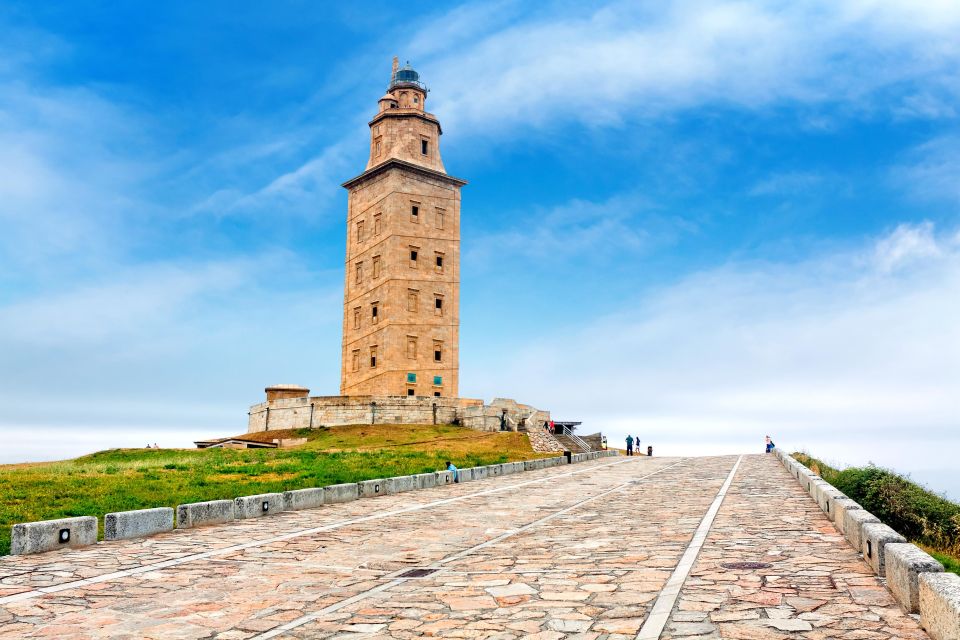 A Coruña: Historic Walking Tour Old Town and Highlights - Praza Santa Bárbara, Praza de Azcárraga, and the art of square-hopping