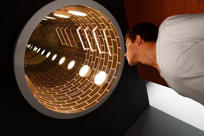 A Fantastic Visit To The Museum Of Illusions Seville - What Might Not Feel Worth It