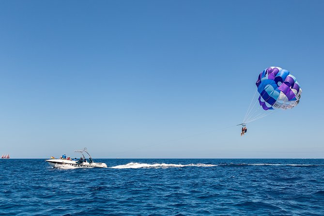 Afrikat Morning Cruise - The anchored swim and snorkel stop: when your cruise turns into a sea day