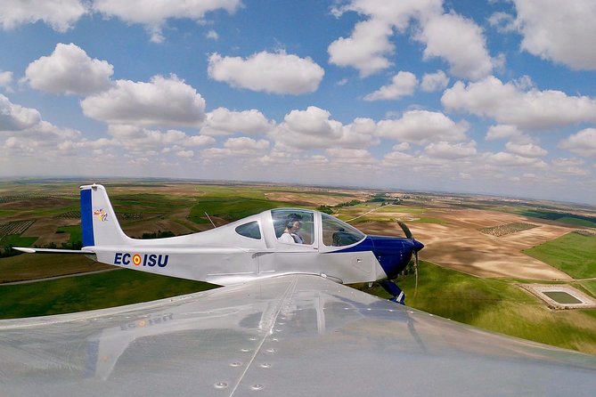 Airplane flight - The view route: Segovia to Madrid in one flight