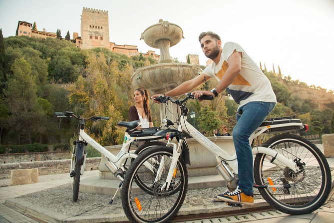 Albayzin and Sacromonte Electric Bike Tour in Granada - Guide Energy: Stories from Abdul, Fabricio, and Juan