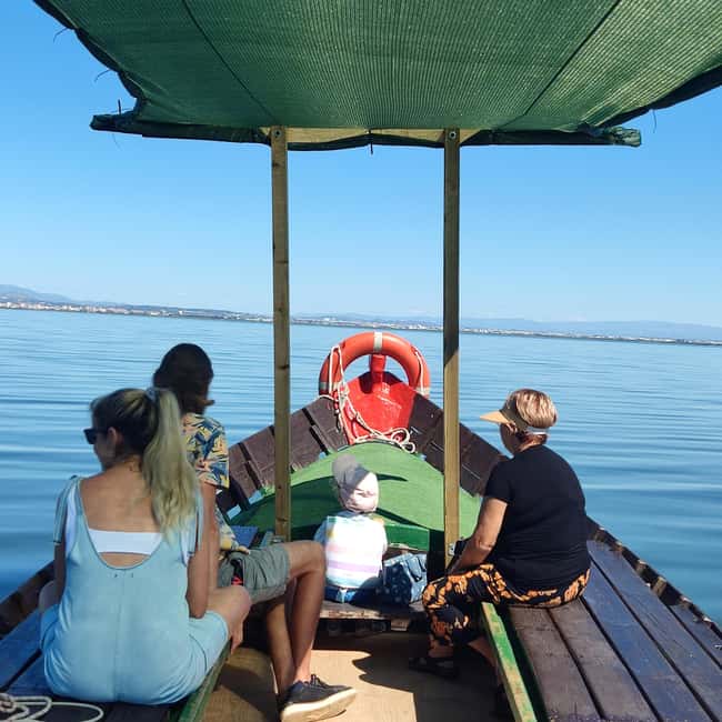 Albufera de Valencia: boat ride and visit to a barraca - The 45-Minute Lake Cruise: Channels, Birds, and Shade