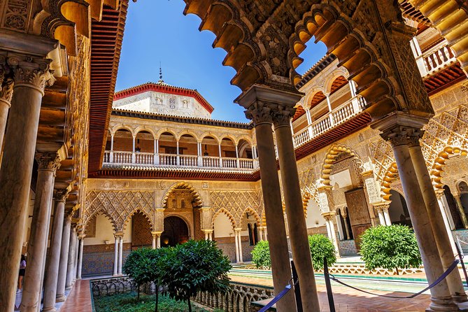 Alcazar, Cathedral and Giralda Guided Tour with Priority Tickets - Priority access and value: is $66.31 worth it?