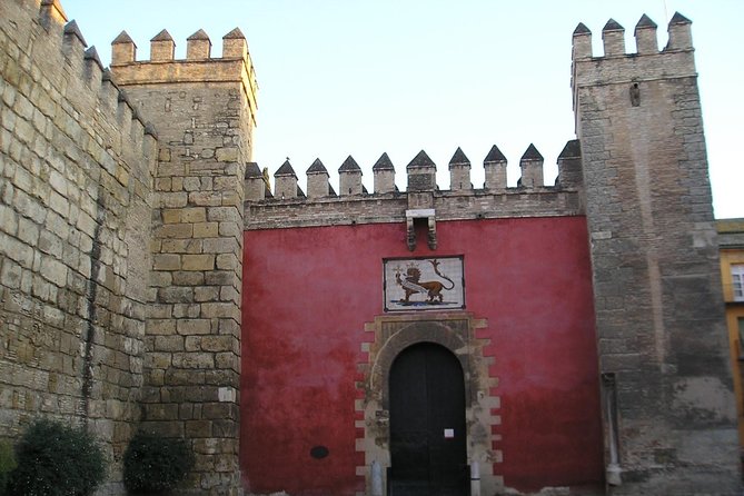 Alcazar, Cathedral and Giralda of Seville with entrance fee included - Giralda Viewpoint: Climb Smart, Pace Yourself