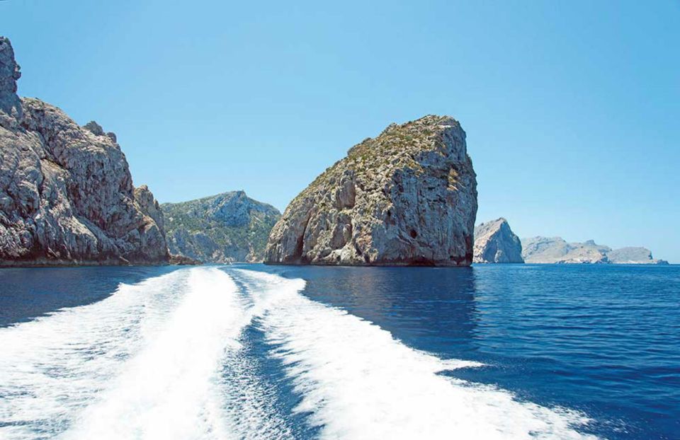 Alcudia: Boat Trip to Cap de Formentor and Formentor - Cap de Formentor lighthouse area (about 10 minutes): Great photos, limited time
