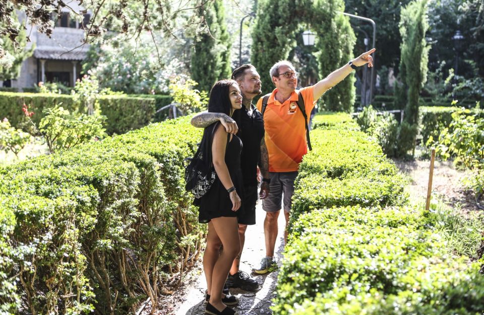 Alcudia/Marratxi: Valldemossa & Soller Tour by Tram & Bus - Puerto de Sóller: Beach-Port Free Time Without the Pressure
