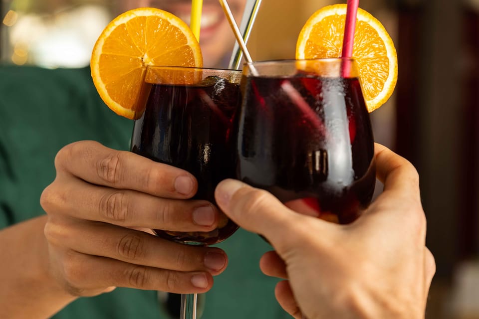 Alcudia: Self-Guided Gourmet Tapas and Wine Tour - Wine and sangria in Alcudia: the practical drinking reality