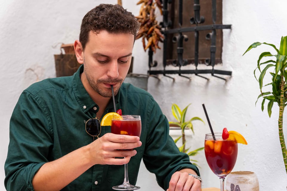 Alcudia: Self-Guided Gourmet Tapas and Wine Tour - Who this self-guided gourmet tapas tour is best for