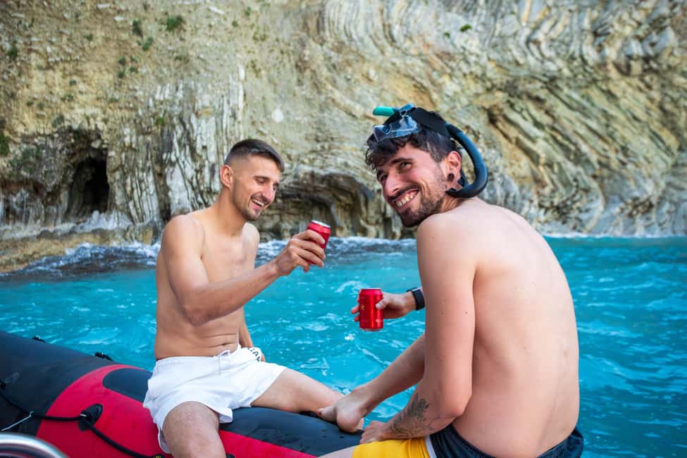 Alcudia: Sightseeing, Sea Caves & Snorkel Speedboat Tour - Secret photo pauses and cave views: the “look, but don’t waste time” moments