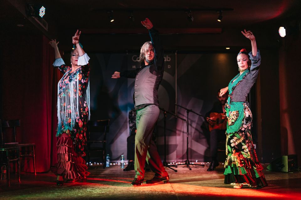 "Algarabía": Flamenco Show at Café Ziryab. Madrid - Small Details That Make the Evening Smoother