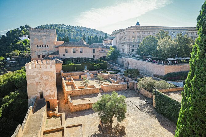 Alhambra and Nasrid Palaces: Skip-the-line Ticket and Local Guide - Key highlights at a glance