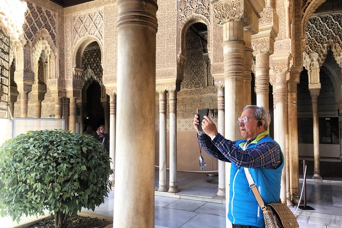 Alhambra and Nasrid Palaces Ticket with Audioguide - Stop 3: Alcazaba—defensive design, serious views
