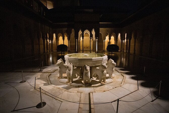 Alhambra Day or Night Private Tour - How the guide tailoring really feels on your feet