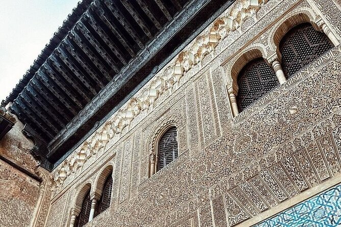 Alhambra Experience – Explore Nasrid Palaces & Generalife Gardens - Stop 1: Alhambra admission that sets up the rest of your day