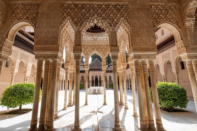 Alhambra Guided Tour & Albaicin Tour from Seville - Price and value: why $95 can be a great deal—or not