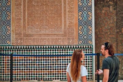 Alhambra Ticket Last Minute Deals - What you actually get: entry, live guide, and those helpful headsets