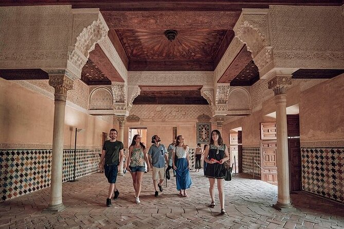 Alhambra Ticket Last Minute Deals - Stop 2: Alcazaba in 10 minutes—fortress energy and big viewpoints