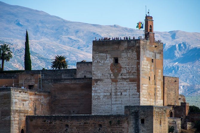 Alhambra Tour and Nazaries Palaces with Hammam Massage Experience - Key highlights you should plan around