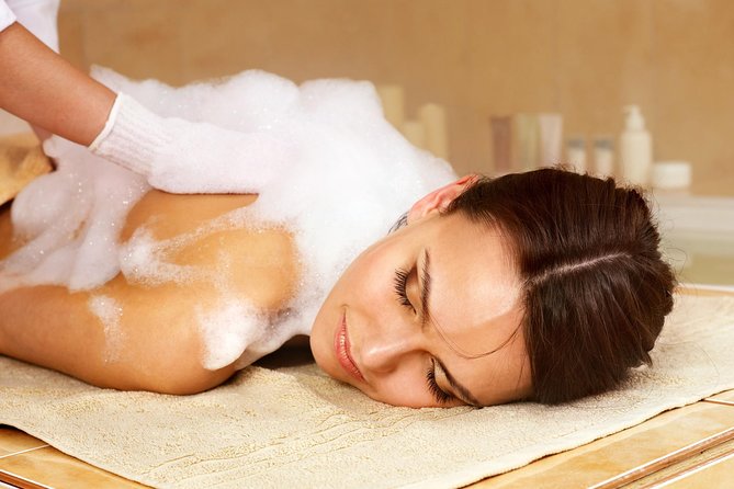 Alhambra Tour and Nazaries Palaces with Hammam Massage Experience - A morning headstart you’ll feel in your feet