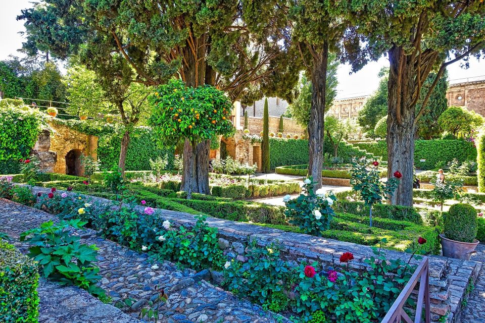 Alhambra's Gardens: Generalife, Partal, Alcazaba, & Carlos V - Getting Oriented Fast at Pabellón de Acceso
