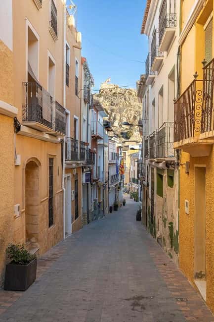 Alicante: Canelobre Caves & Busot – Local Guided Tour - Alberto as the Difference Maker: The Kind of Local Talk You’ll Use