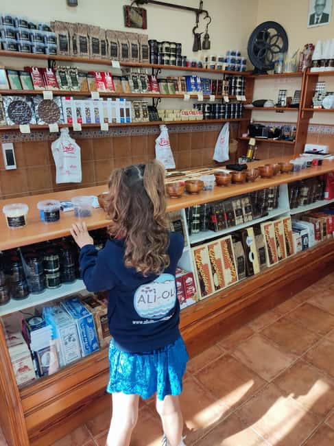 Alicante Charming Villages Tour: Villajoyosa and Altea - Villajoyosa and Altea: Two Coasts, Two Personalities