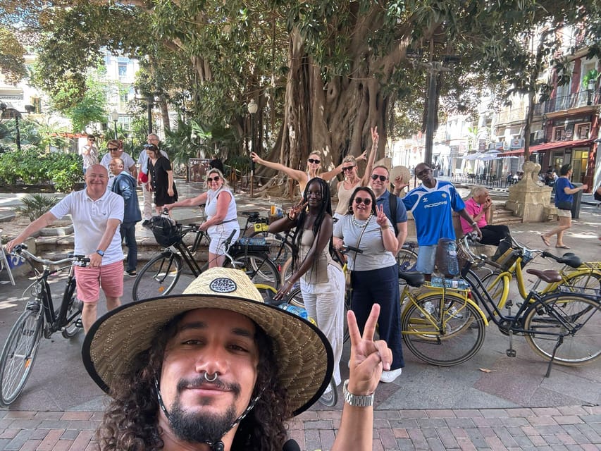 Alicante: City and Beach Bike Tour - Meeting the Yellow Shop and Finding Your Bike