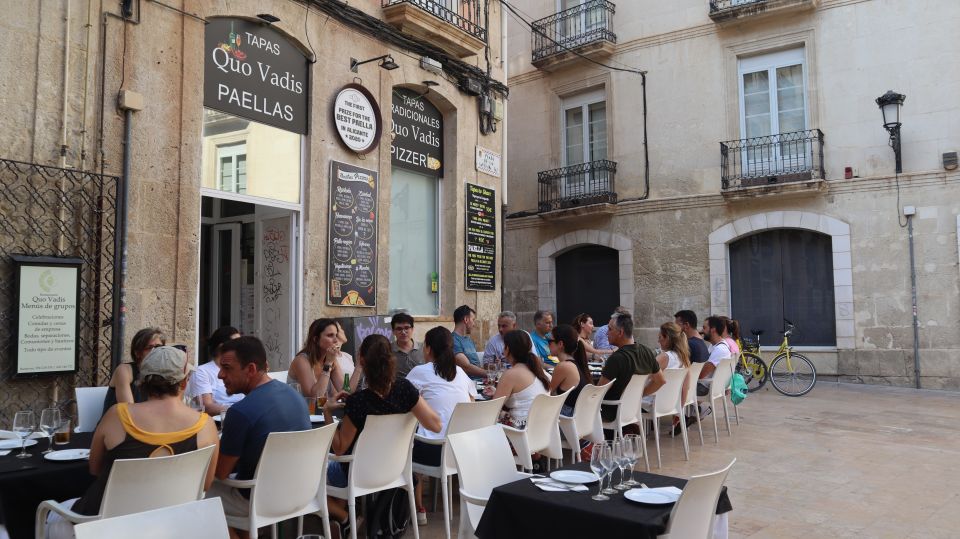 Alicante: Guided Tapas Tour by Bike with Tastings - Getting oriented: Gothic Church, Old Town streets, and the admired promenade