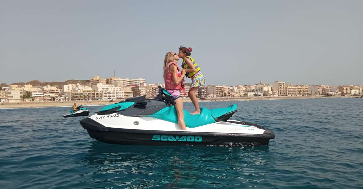 Alicante: Jet Ski Session 30min with instructor - 30 minutes on the water: speed, spray, and Alicante from sea level