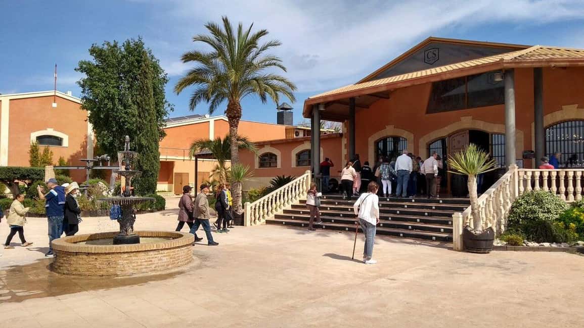 Alicante: Old Winery with Tastings & Gaudí's style of Church - The tasting: white, rosé, red with snacks