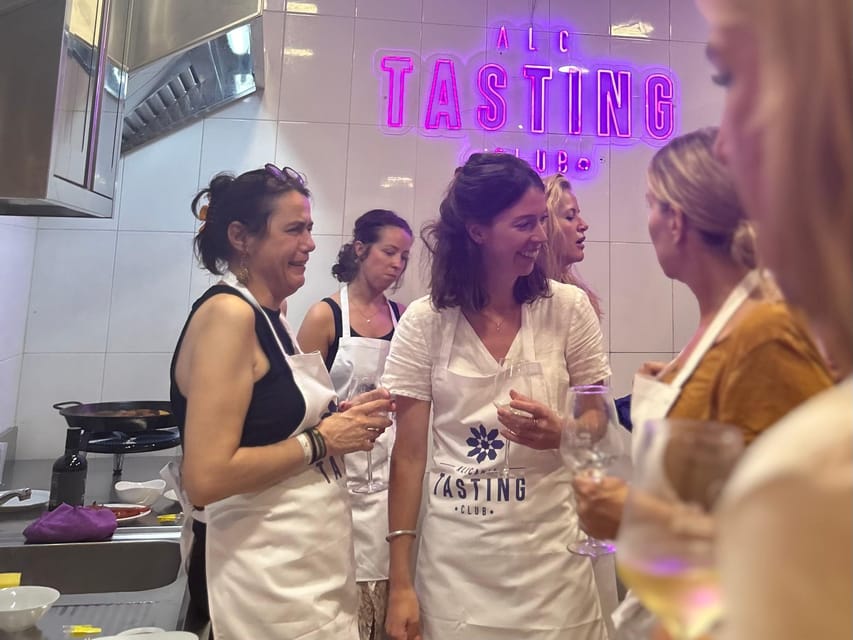 Alicante Paella Cooking Class, Tapas, Drinks and Market - Who should book Alicante Tasting Club’s paella and tapas class?