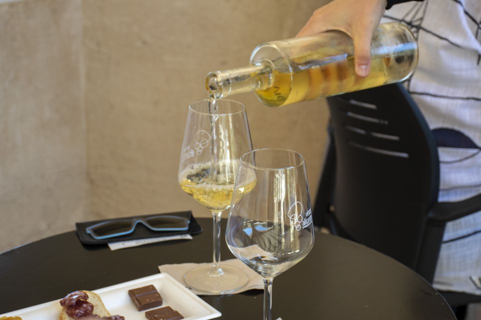Alicante: Santa Bárbara Castle Wine Tasting & Tapas - Key things to know before you go