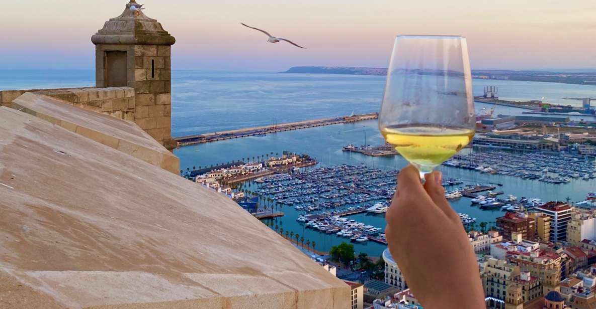 Alicante: Santa Bárbara Castle Wine Tasting & Tapas - Why Santa Bárbara Castle works so well for wine