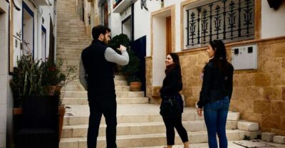 Alicante: Seven Secrets of Alicante Discovery Tour - Meeting at Central Market: Where You Start Eating Before You Start Learning
