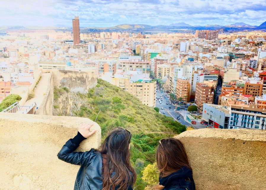 Alicante: Seven Secrets of Alicante Discovery Tour - Mount Benacantil: The Viewpoint Stop That Explains the City