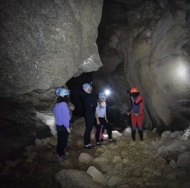 Almería: Caves of Sorbas Tour - Yeso Cave: stalactites, stalagmites, and why gypsum looks alive