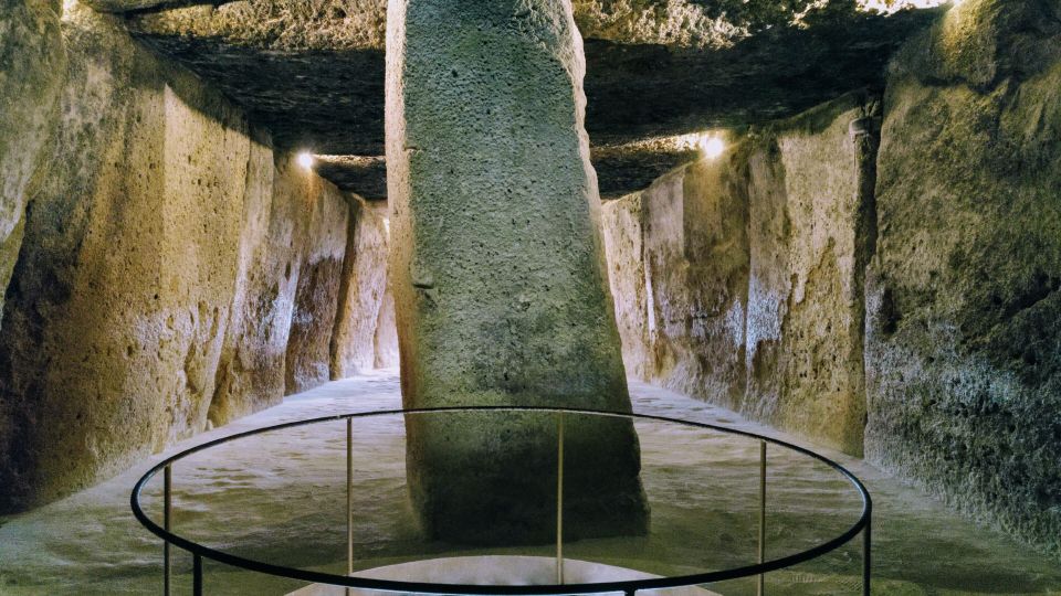 Antequera: Dolmens and El Torcal Tour with Transfer - Pickup at Puerta de Estepa: simple logistics for a smooth 4 hours
