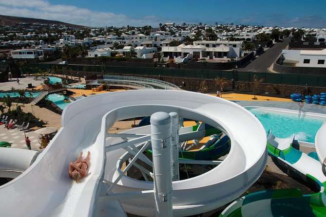 Aqualava Waterpark Lanzarote Entrance Ticket - Entering the Park: Heated Water, Wave Action, and the First Right Move
