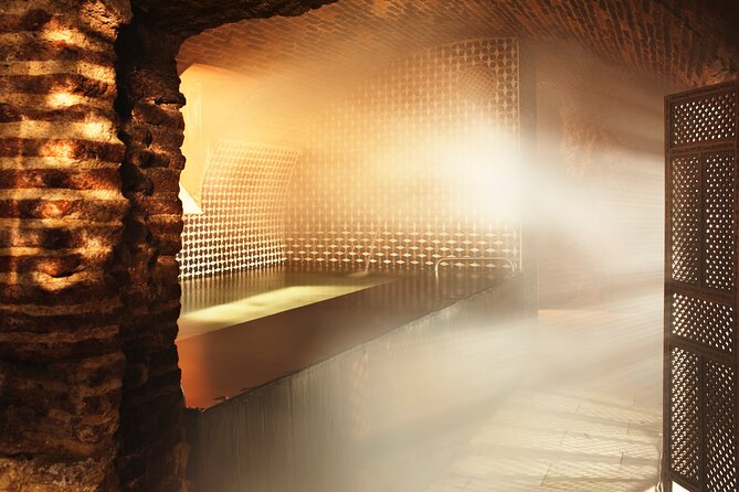 Arabian Baths and 30' Massage at Madrid's Hammam Al Ándalus - Your 30-Minute Essential-Oil Massage: Smooth, Aromatic, and Purposeful