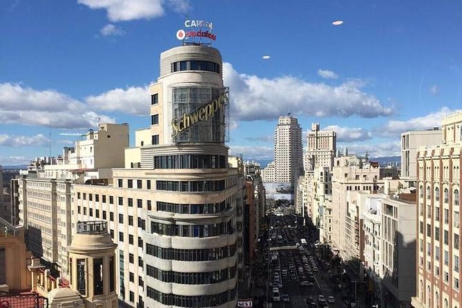 Architecture tour Gran Vía from its best rooftops 20thC - Stop 1: Círculo de Bellas Artes rooftop + Antonio Palacios interior